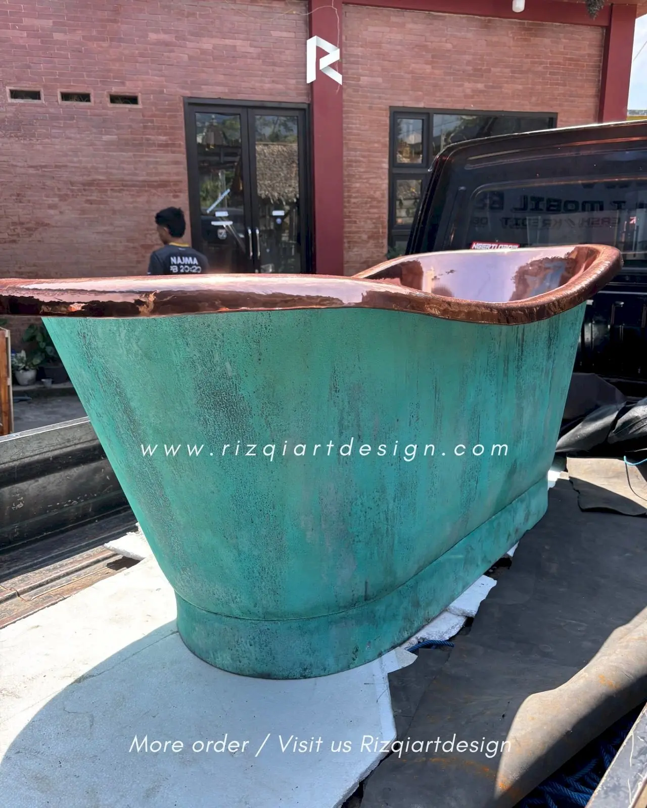 Bak mandi tembaga patina kimia hotel dan villa bali