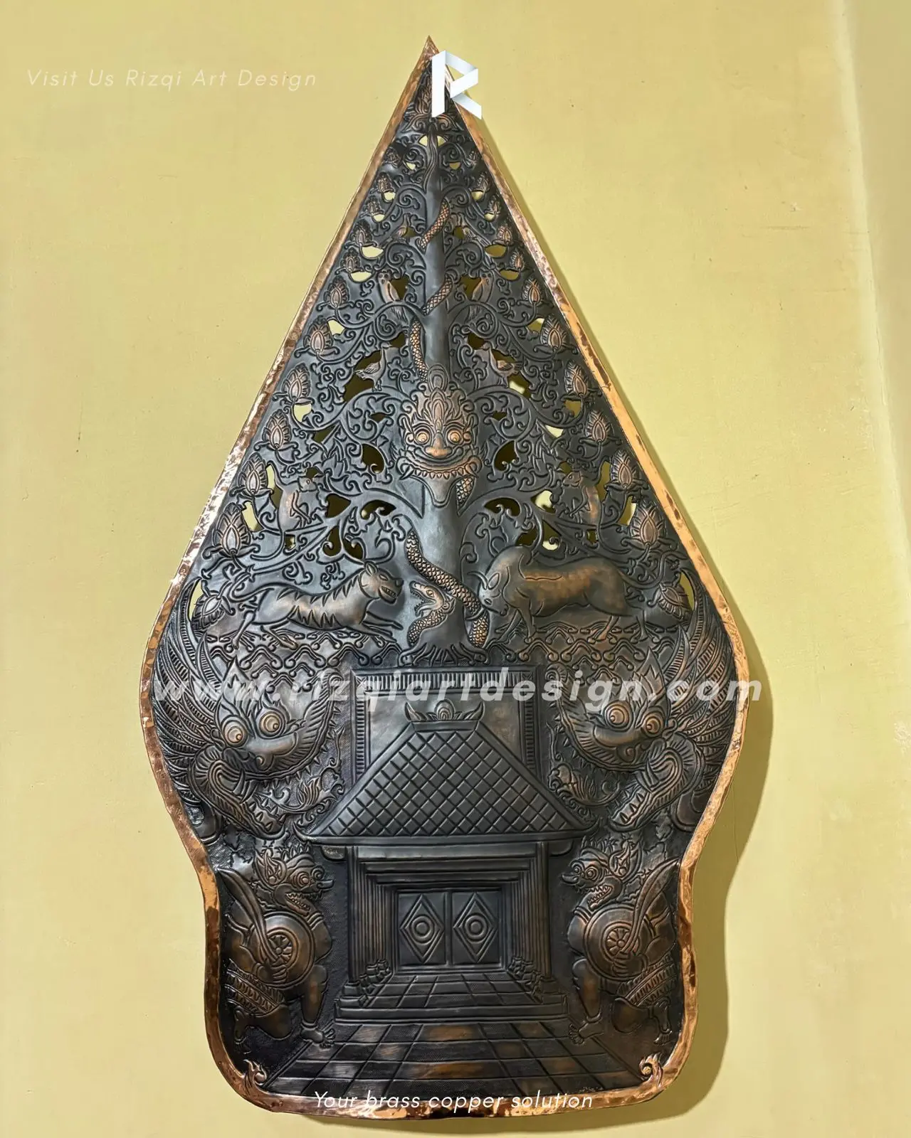 Gunungan  Wayang Tembaga Handmade / Rizqi Art Design